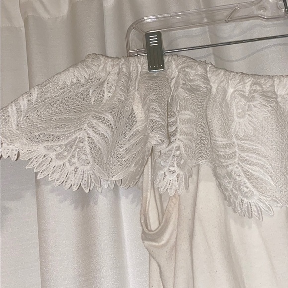 Off the Shoulder Lace Top - Picture 2 of 5